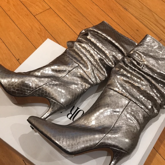 thumbnail image 2 of Brand New Missheel Platform Western Boots With 2 of 14